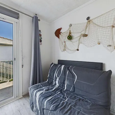 شقة T2 A : Terrasse, Jardin, Parking, Proche Et Commerces - Fr-1-326-796